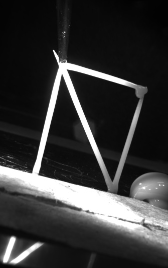 A finished truss structure in zero gravity - detail shot from the IDS camera [Image: AIMIS-FYT]