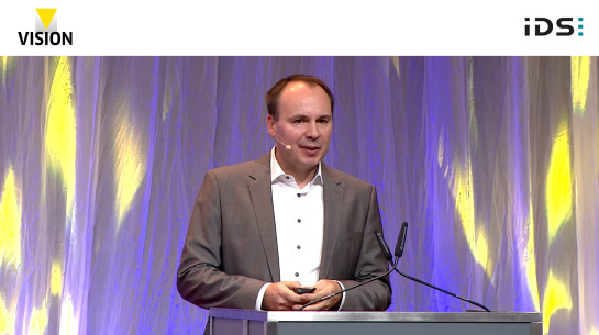 Thumbnail of Vision Channel Session, in which Martin Hennemann gives a presentation at VISION