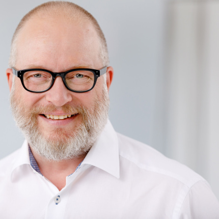 Portrait photo of Benedikt Sommerhoff