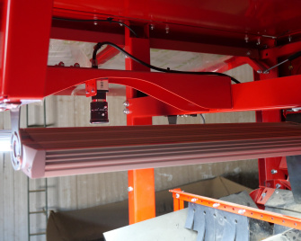 Farmsort.one with an integrated IDS camera for potato sorting